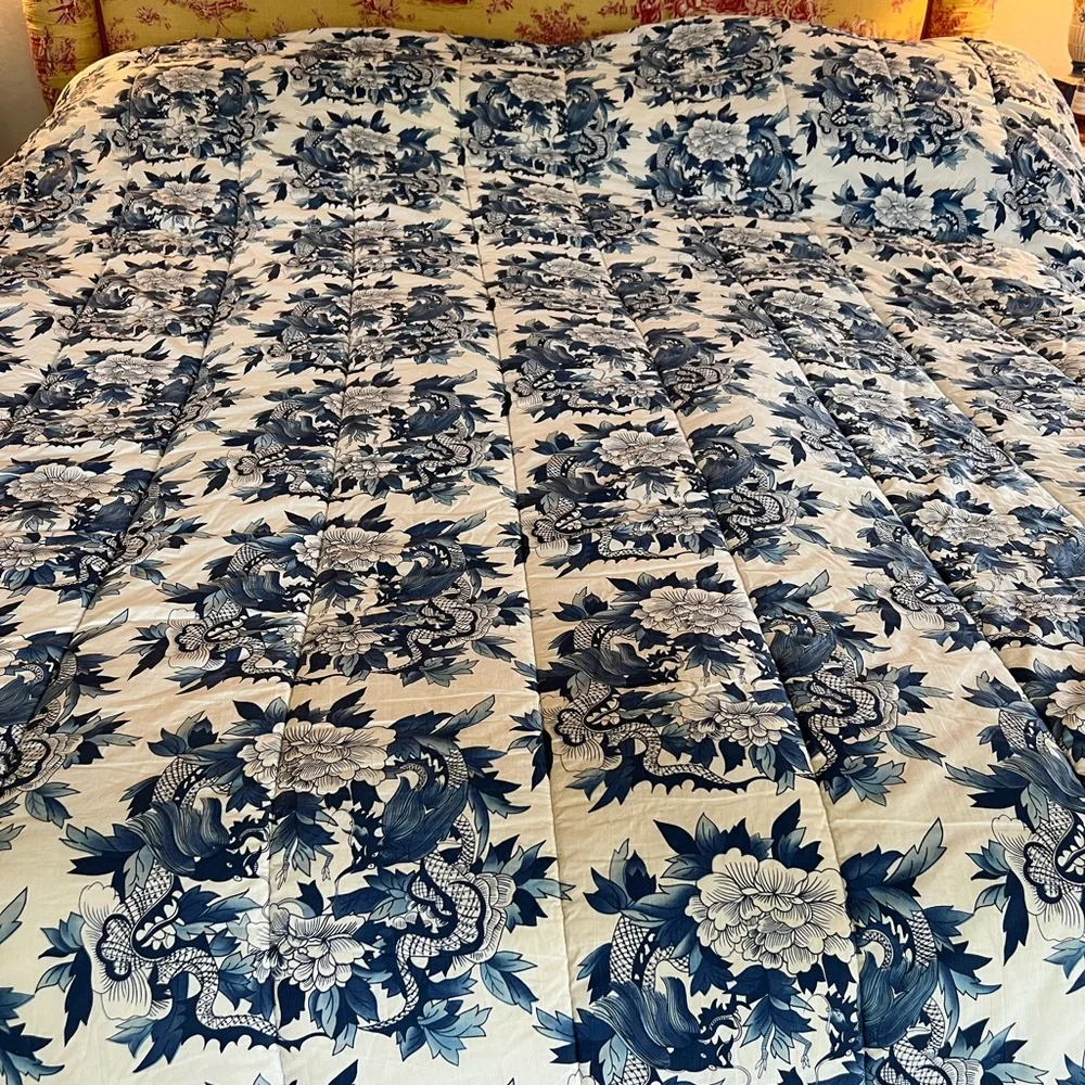Ralph Lauren Blue and White Floral Dragon  Comforter